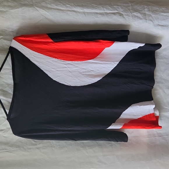 Women's Tribal quarter sleeve top - Picture 4 of 6